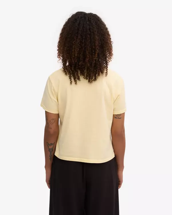 Colorful Standard Organic Boxy Crop Tee Soft Yellow Damen pastellgelb
